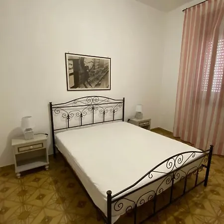בית נופש Castro Marina *